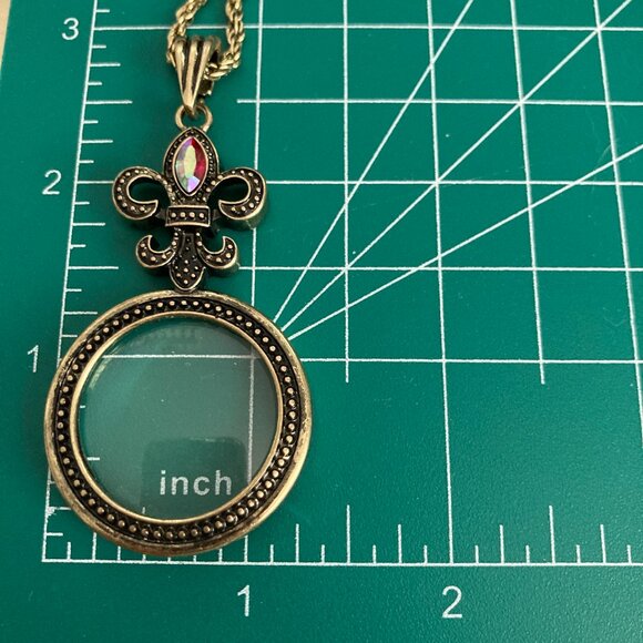 Gold Fleur de Lis Necklace 29" X-Long Magnifying Glass Vintage Plus Size Plated - Picture 14 of 16